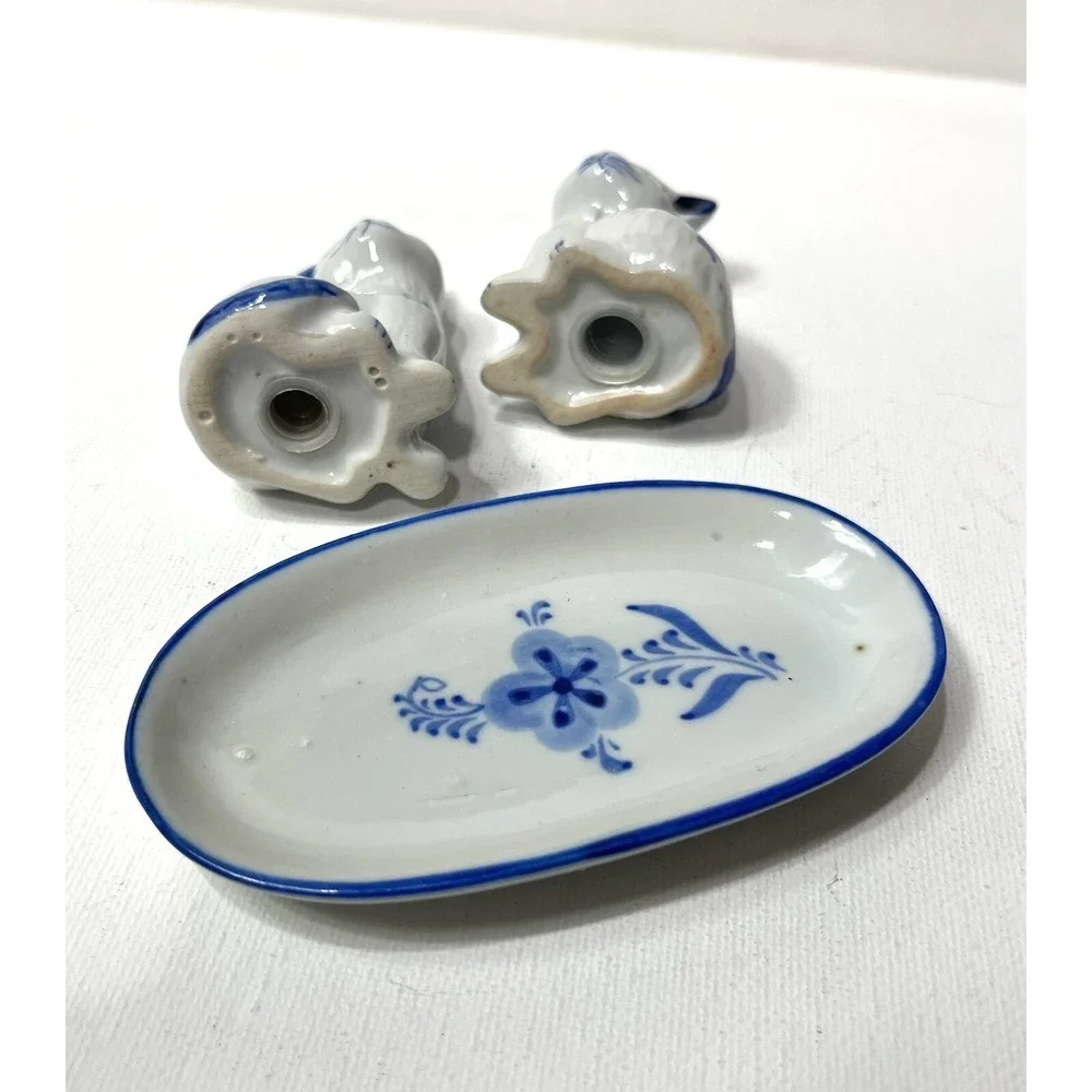 Cats on a Tray Salt & Pepper Shakers Handcrafted in Thailand Blue Kittens VTG